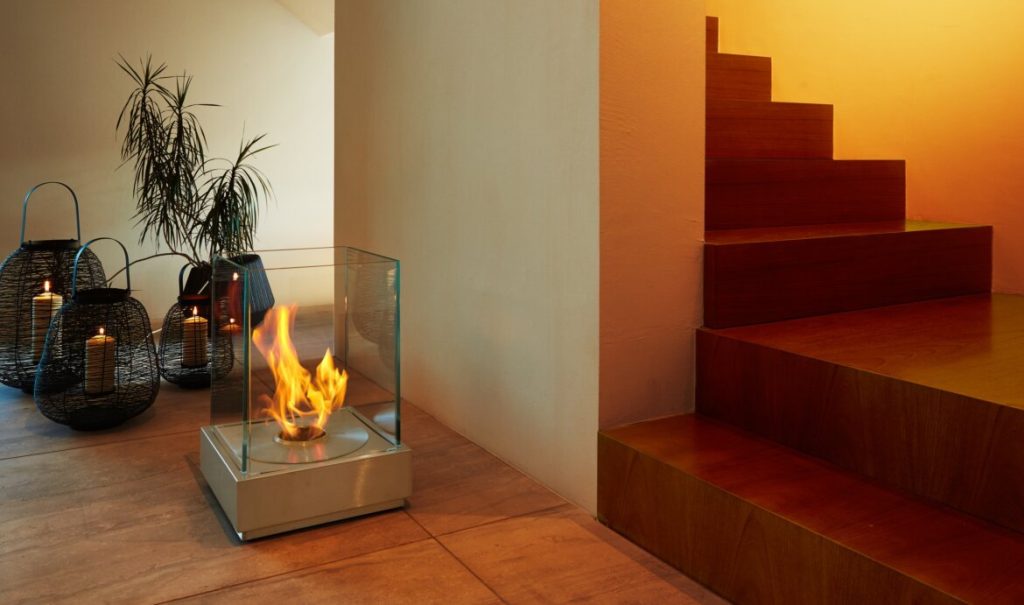 mini-t-portable-fire-pit-commercial-space-japan